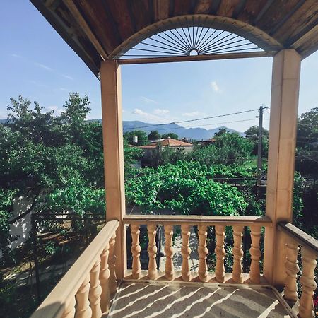 Guest House Metreveli Street 19 Хашури Экстерьер фото